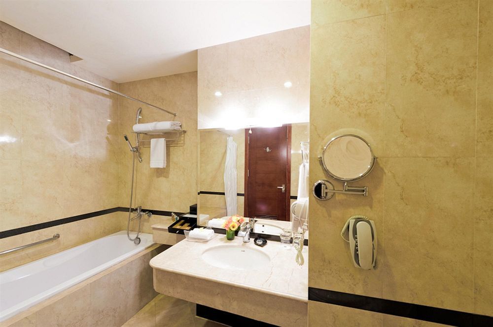 Varna Hotel Da Nang Exterior photo
